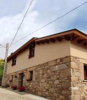 Cobreros Casa | Vivienda de Uso Turístico Los Castaños
