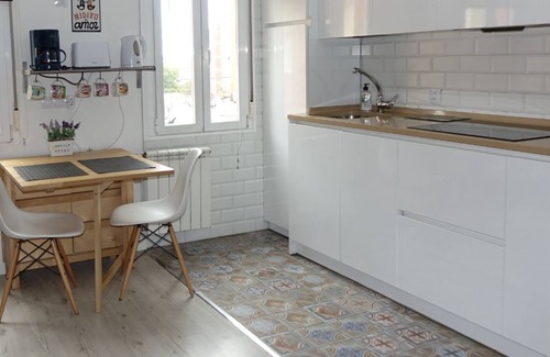 Burgos Apartamento | Vivienda de Uso Turístico Loló en Burgos, adaptamos mascotas, tranquilo y cómodo