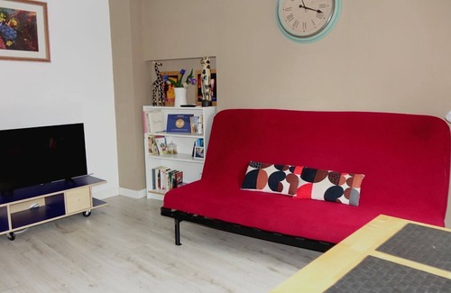 Burgos Apartamento | Vivienda de Uso Turístico Loló en Burgos, adaptamos mascotas, tranquilo y cómodo