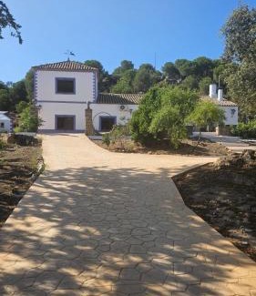 Andújar Chalet De Esquí | Vivienda en Sierra de Andújar Viña La Serreta
