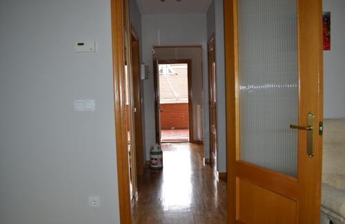 Santa Eulalia de Morcín Apartamento | Vivienda Falda del Monsacro
