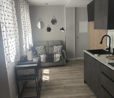 Almeria Centro Apartamento | Vivienda Premium Estación- Nido 2
