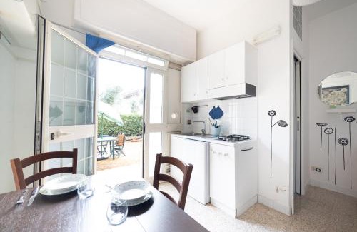 Sperlonga Apartamento | Vivilo Collection - Santa Laura Loft with Garden