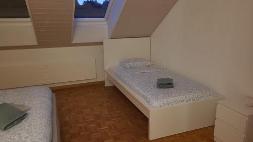 Kloten Casa | VK - VB - Zürich Airport - Homestay - Villa Bänikon