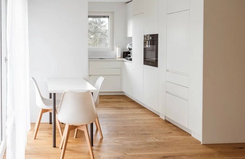 Kloten Apartamento | VK - Zürich Airport - Luxury - Homestay
