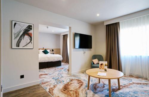 Corby Hotel | voco Rockingham Forest Corby by IHG