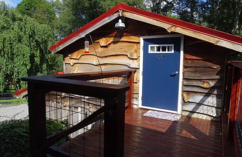 West Jefferson Apartamento | Cozy mountain cottage, 5 minute walk to downtown West Jefferson.