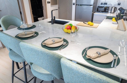 Jumeirah Village Circle Apartamento | Vogue 7 mins Sky Dubai 3 mins Cirle Mall