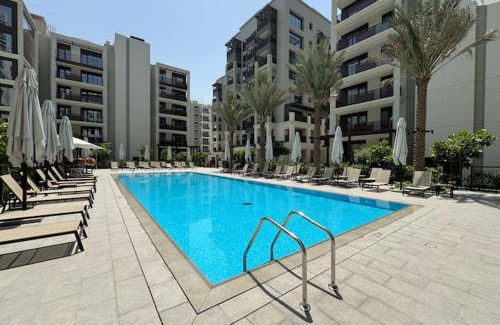 Madinat Zayed Apartamento | Vogue Rosewater Two Bedroom Apartment at Dubai Creek Harbour with Balcony and access to Pool, Gym, Kids Area and Near Shopping
