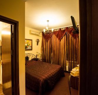 Old Town Casa | Voila Inn