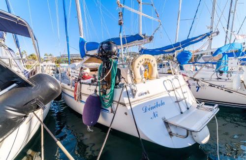 Pointe Croisette Alquiler De Eote | Voilier de 12m à Quai Port Canto