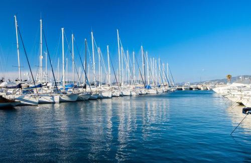 Pointe Croisette Alquiler De Eote | Voilier de 12m à Quai Port Canto