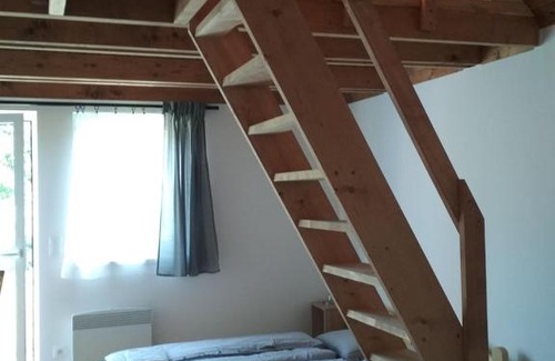 Mutenice Casa | Vojtěch Jestřáb - rodinné vinařství
