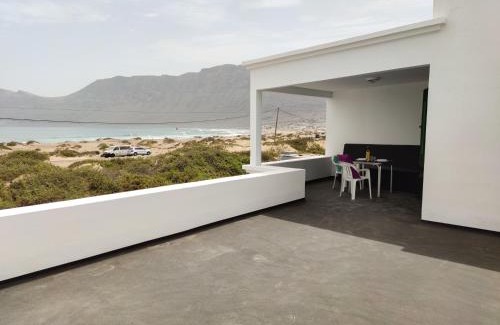 Caleta de Famara Casa | VolKKanrentals Beach View House