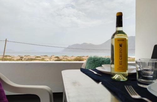 Caleta de Famara Casa | VolKKanrentals Beach View House
