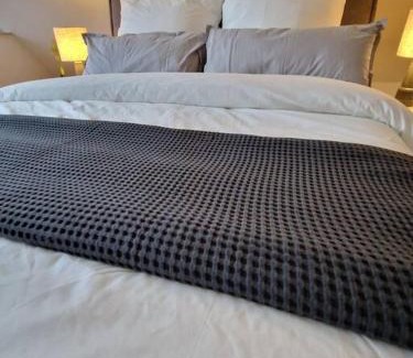 Edinghausen Apartamento | Voll ausgestattetes 2 Zimmer Apartment Sanssouci