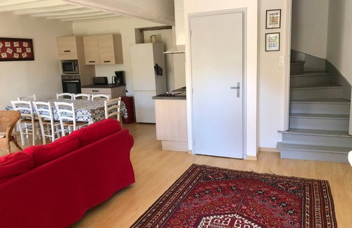 Volnay Casa | La casa de Charlotte: Volnay