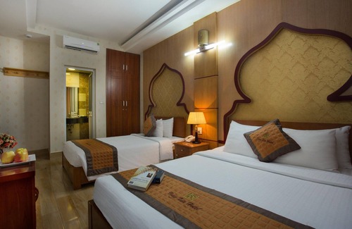 Hai Ba Trung Hotel | Vong Xua Hotel
