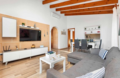 Cap d'Artrutx Villa | Vora de la Mar - Tres Habitaciones Villa, Capacidad 6