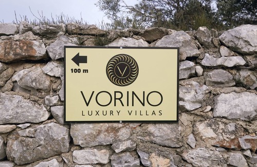 Pagkia Casa | Vorino Luxury Villas, Aloni