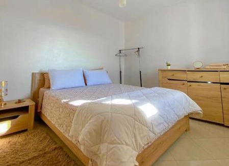 Cite Adrar Apartamento | Votre Appartement Idéal - Emplacement stratégique - Parking gratuit - Chambres confortables - Cuisine conviviale