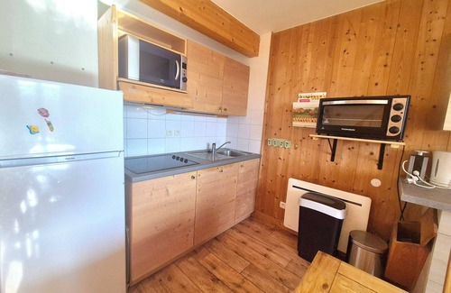 La Feclaz Chalet De Esquí | Votre Havre de Paix en Montagne - chalet 6 personnes avec piscine et sauna