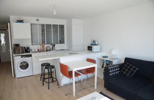 Concarneau Apartamento | Votre VUE EN BLEU ! Très lumineux, Vue mer exceptionnelle et plages, wir sprechen flieBen deutsch, we speak English