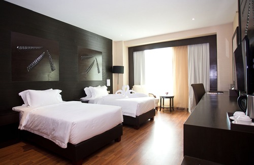 Downtown George Town Hotel | Vouk Hotel Suites