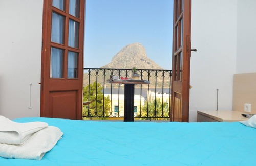 Mirties Cama Y Desayuno | Vouros Palace