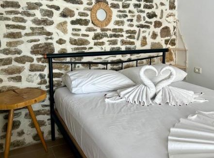 Himare Apartamento | Vourtaréa Guesthouse