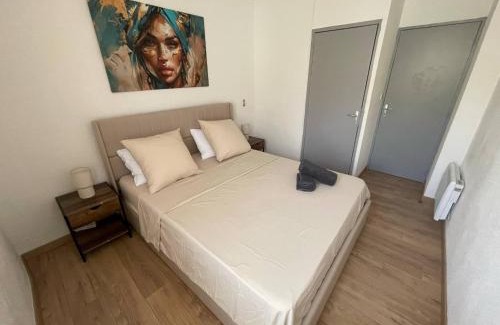 Riez Apartamento | Vous viendrez vivre ici 2 pièces lavandes garage à moto