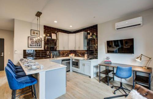 Berkeley Apartamento | VRAIN 2 Bedroom 1 Bath with Full Kitchen