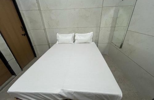 Dwarka Hotel | Vrajvashi-Home Stay