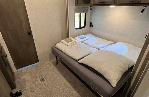 Plaue Apartamento | Vrbo Property
