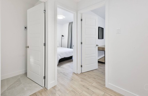 Sainte-Anne-des-Plaines Apartamento | Vrbo Property