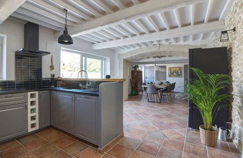 St.-Remy-de-Provence Chalet De Esquí | Vrbo Property