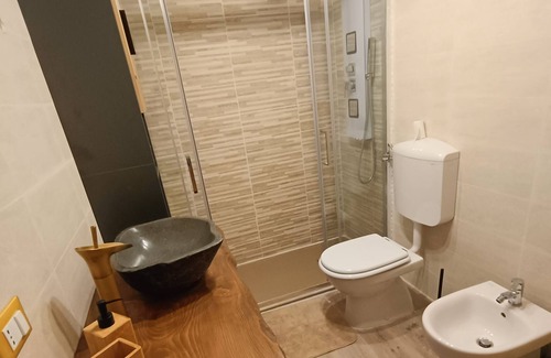 Calceranica al Lago Apartamento | Vrbo Property