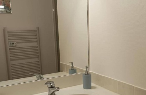 Mignaloux-Beauvoir Apartamento | Vrbo Property