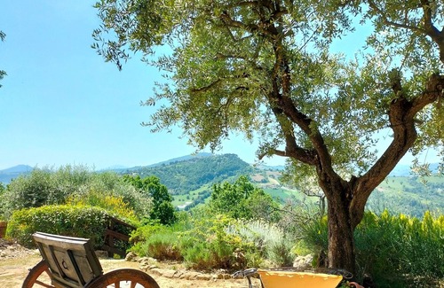 Penna San Giovanni Casa | Vrbo Property