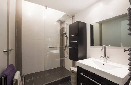 Celles Apartamento | Vrbo Property