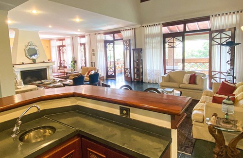 Carapicuiba Casa | Vrbo Property