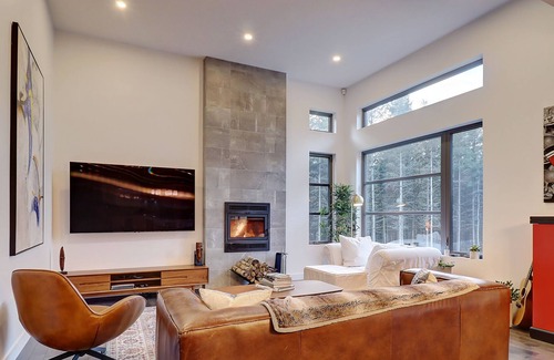 Bromont Casa | Vrbo Property