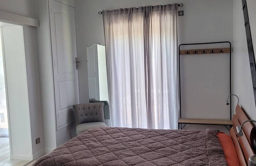 Florensac Apartamento | Vrbo Property