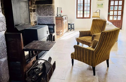 Hautefage Casa | Vrbo Property