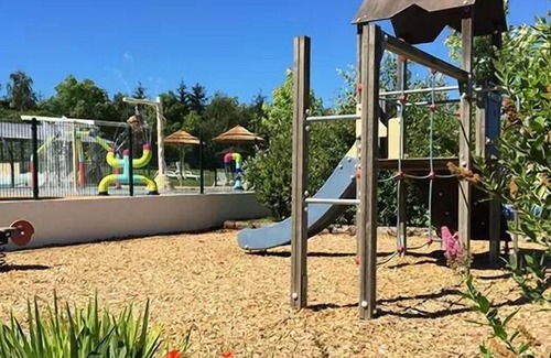 Aubigny-les-Clouzeaux Casa | Vrbo Property