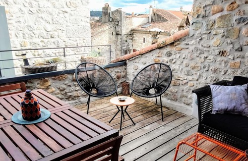 Ruoms Cabaña | Vrbo Property