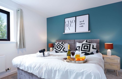 Milton Keynes Casa | Vrbo Property