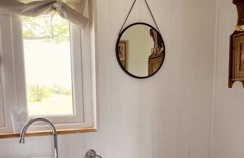 Wall-under-heywood Cabina | Vrbo Property