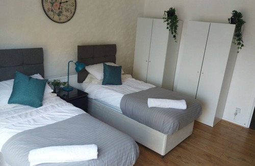 Milton Keynes Casa | Vrbo Property