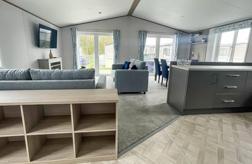 Saxmundham Cabina | Vrbo Property